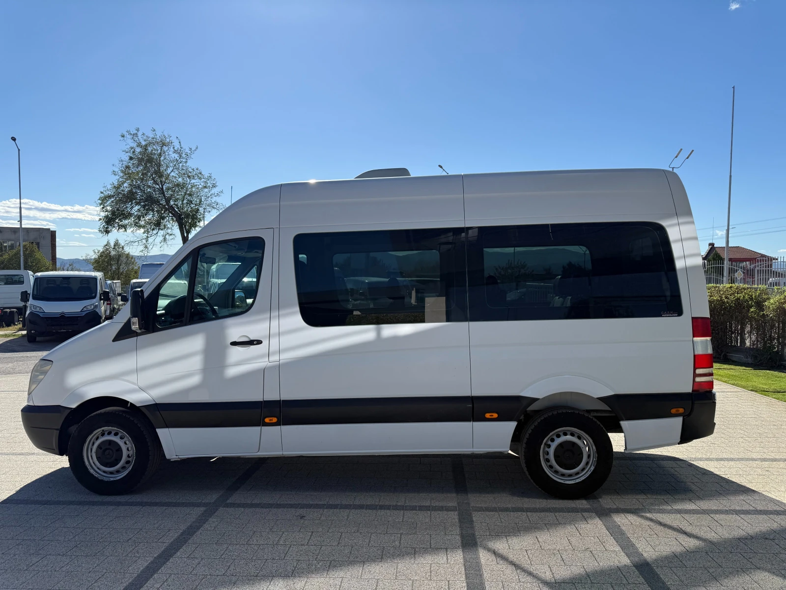 Mercedes-Benz Sprinter 315CDI 2хКлима 9-местен  - изображение 4