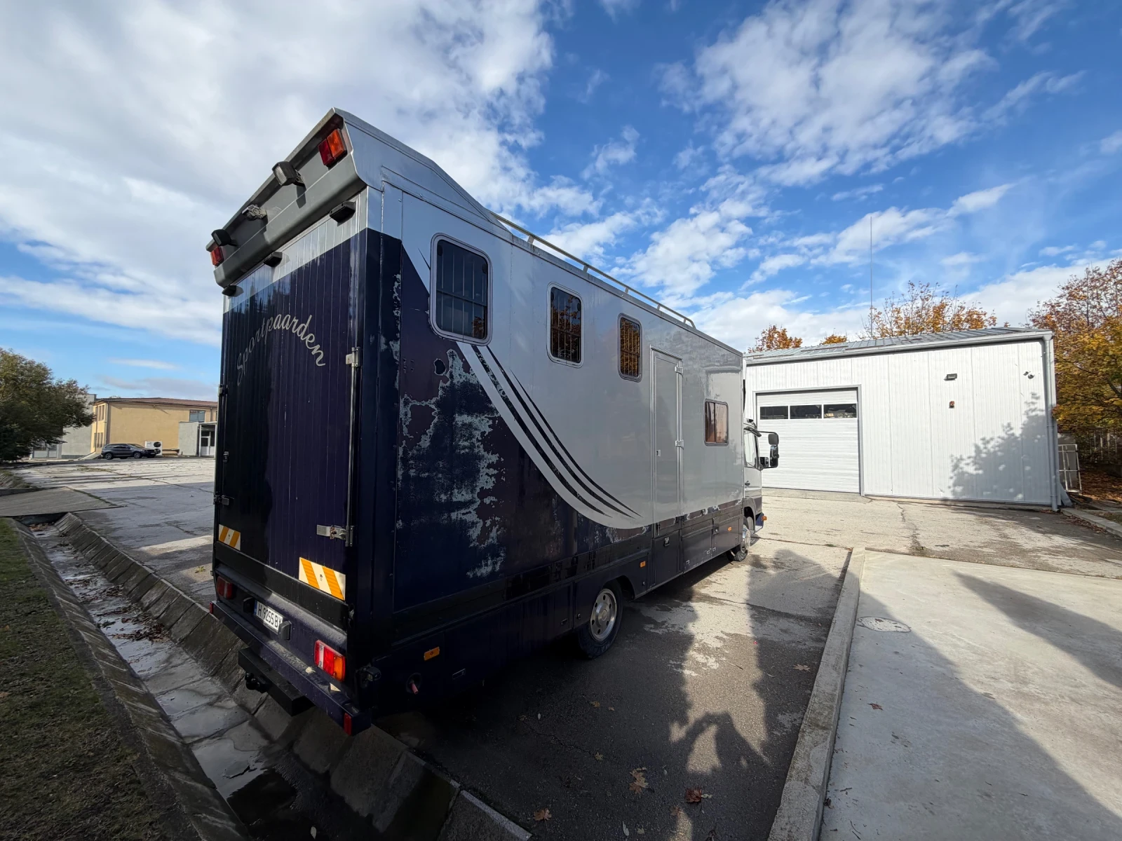 Mercedes-Benz Atego Превоз на коне, снимка 2 - Камиони - 56629749