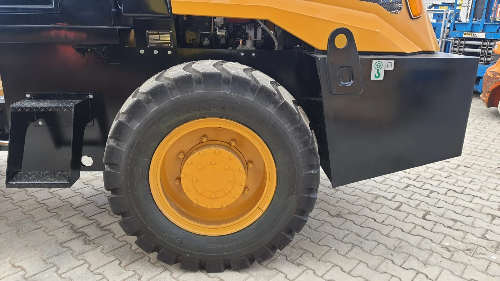 Валяк Друга марка Bautrax SDR100 - изображение 9