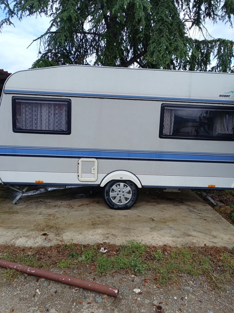 Каравана Hobby 10, снимка 4 - Каравани и кемпери - 52535275