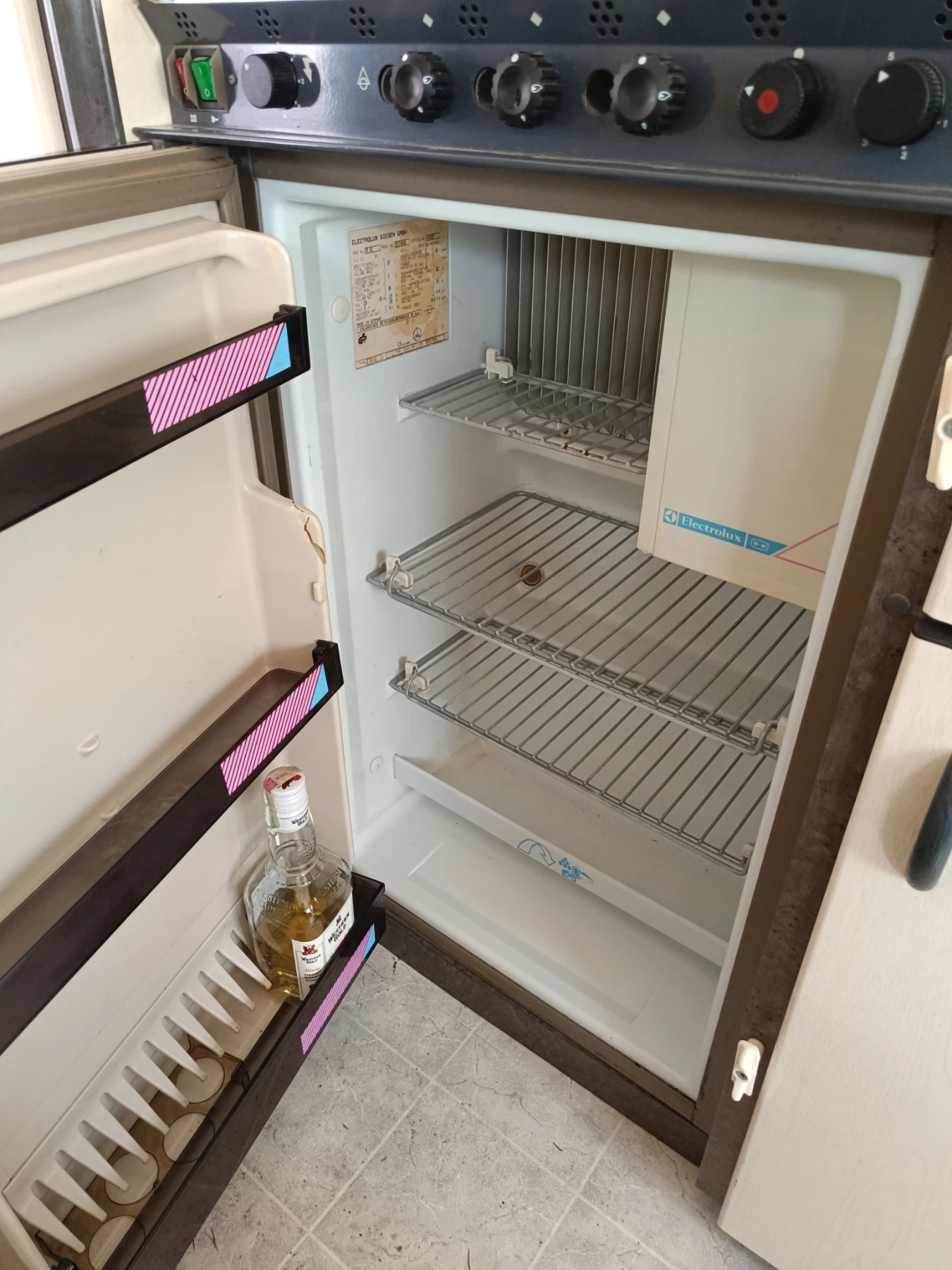  Hobby 10 | Mobile.bg   11