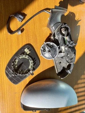 Продавам огледало дясно за Фабия, снимка 6