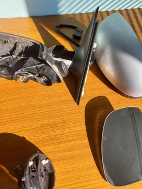 Продавам огледало дясно за Фабия, снимка 4