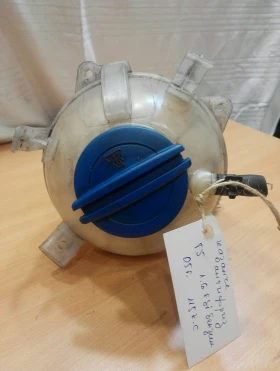 Казанче антифриз Фолксваген Голф 5 1.6FSI бензин