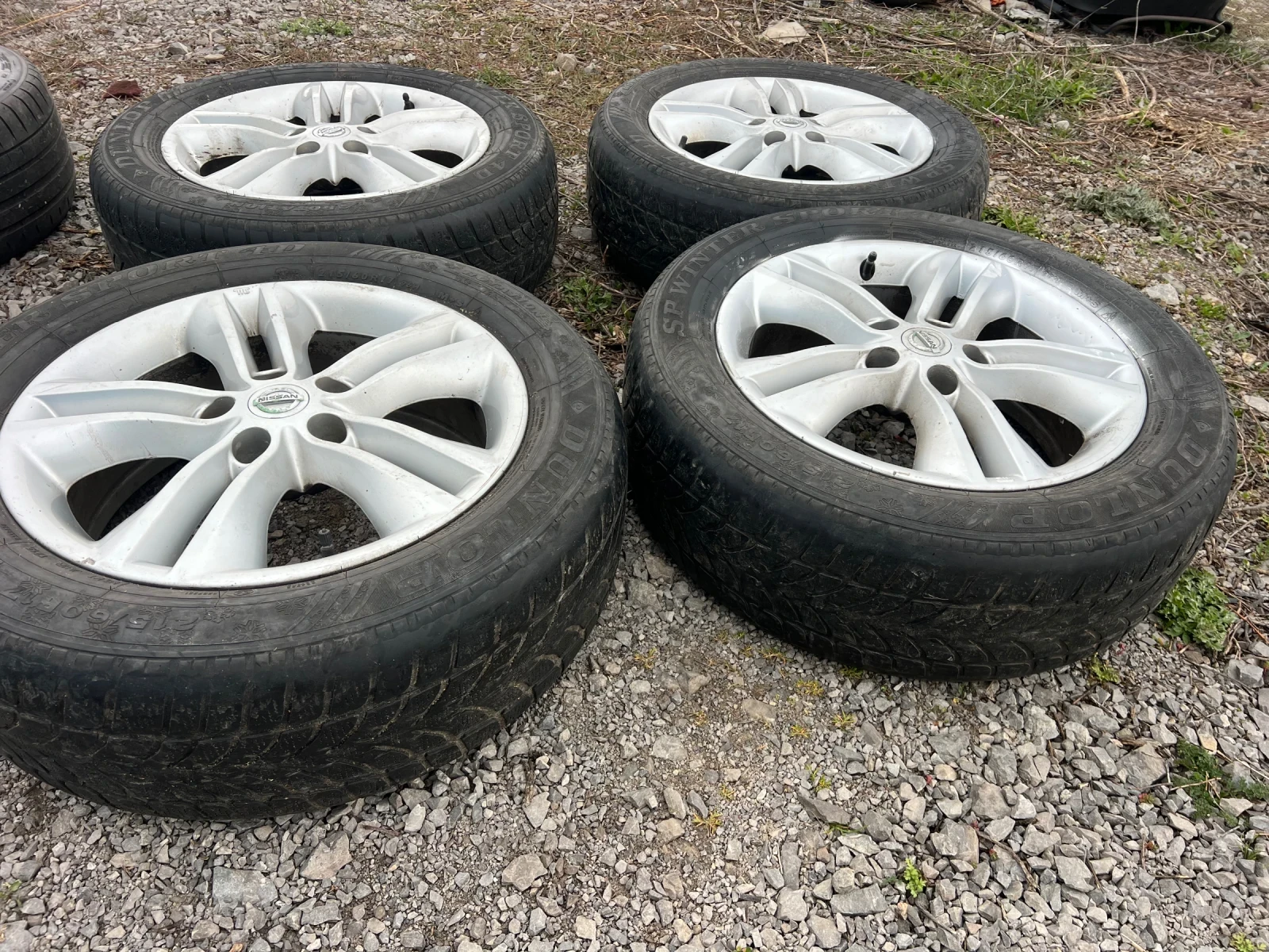 ���� � ������ 215/60R17 �� Nissan Qashqai | Mobile.bg � ����������� 3