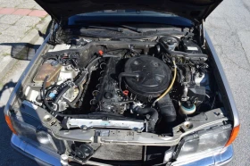 Mercedes-Benz 126-260, снимка 12