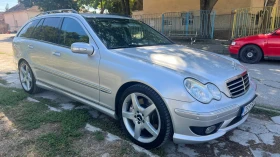 Mercedes-Benz C 320 AMG, снимка 3