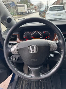 Honda Fr-v, снимка 17