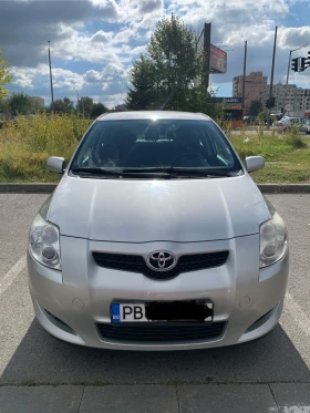 Toyota Auris 1.6, 124 к.с, Парктроник, снимка 3