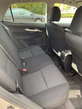 Toyota Auris 1.6, 124 к.с, Парктроник, снимка 9