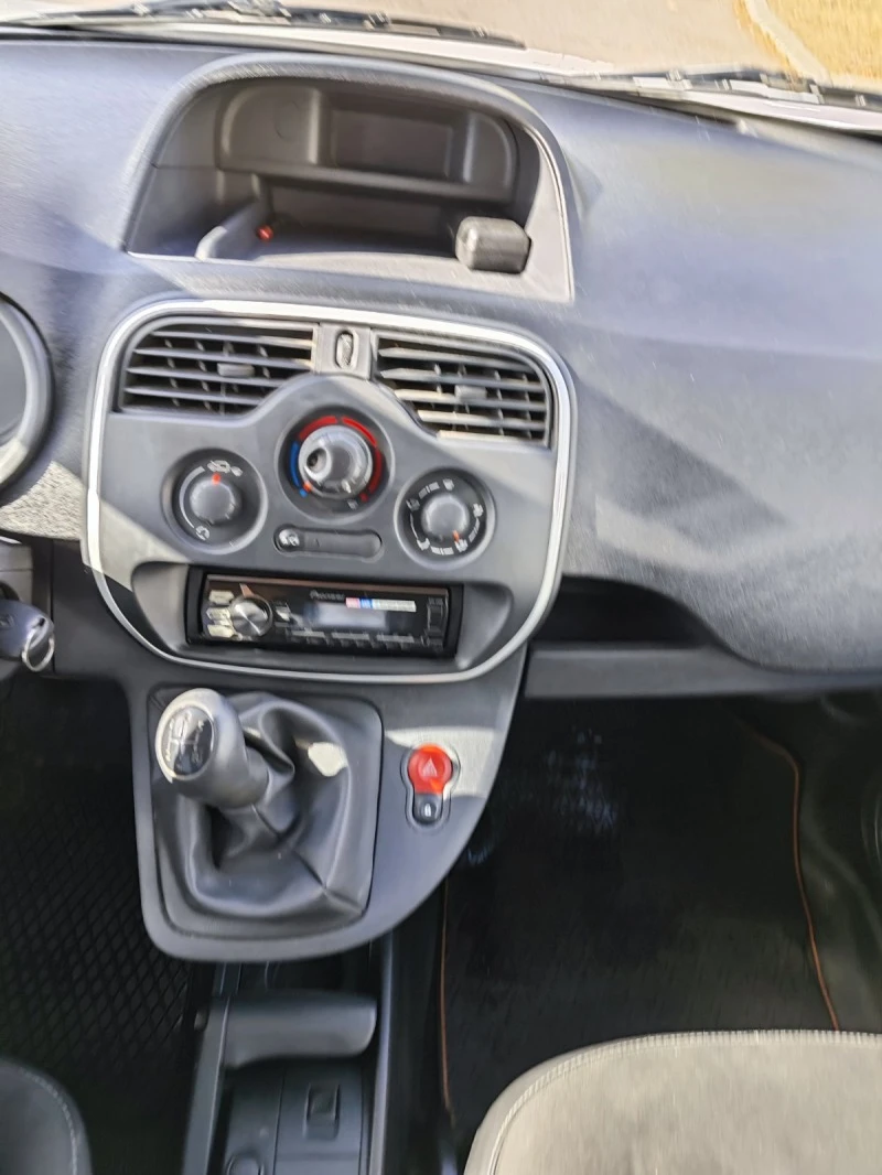 Renault Kangoo 1.5 DCi 75k.c. N1 1+1, снимка 10 - Автомобили и джипове - 43845713