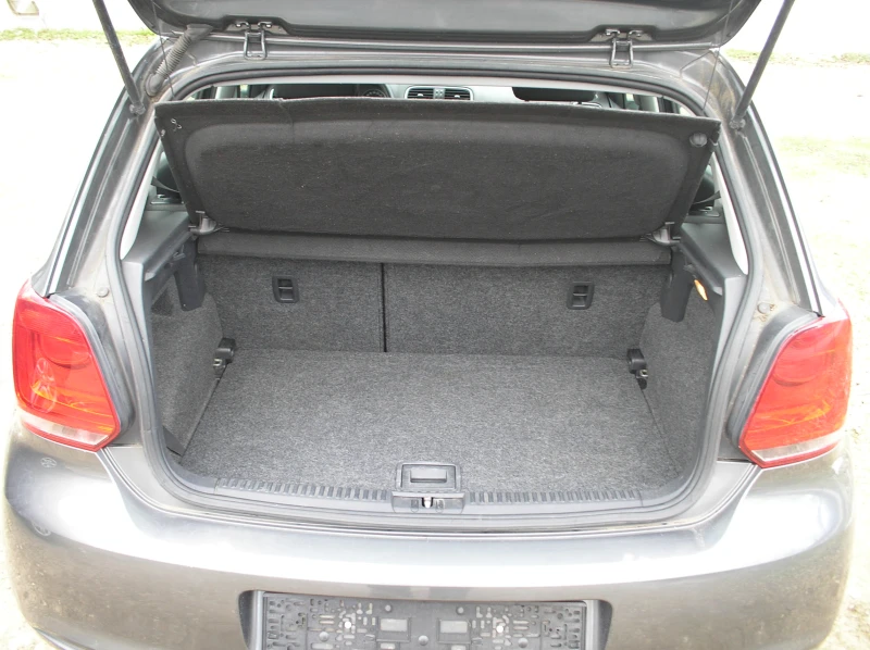 VW Polo 1, 4 I, 86ks GAZ, снимка 8 - Автомобили и джипове - 52311774