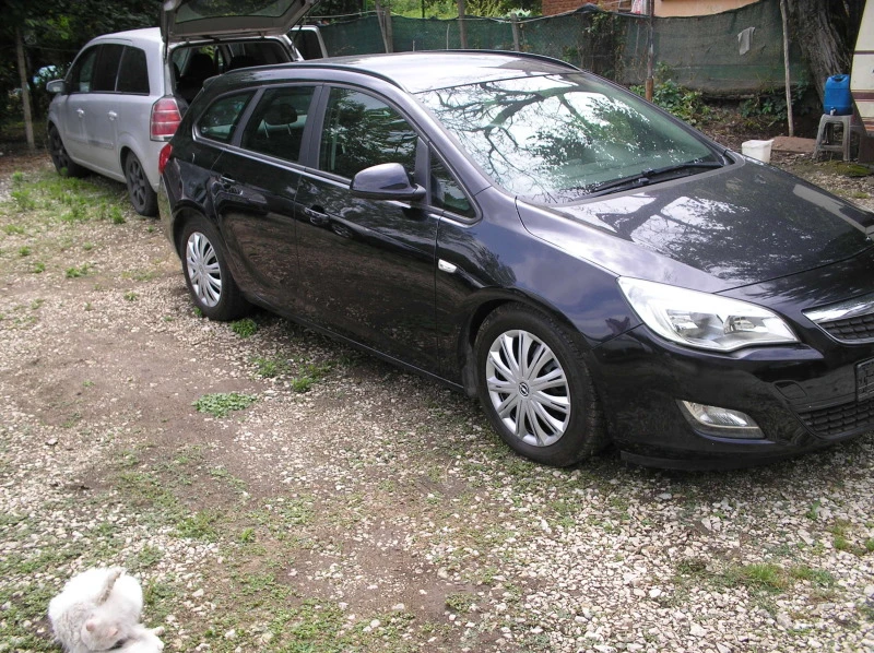 Opel Astra 1, 7 tdi sport, снимка 7 - Автомобили и джипове - 47204850