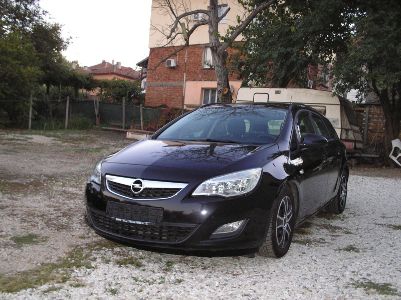 Opel Astra 1, 7 tdi unikat, снимка 1 - Автомобили и джипове - 45496558