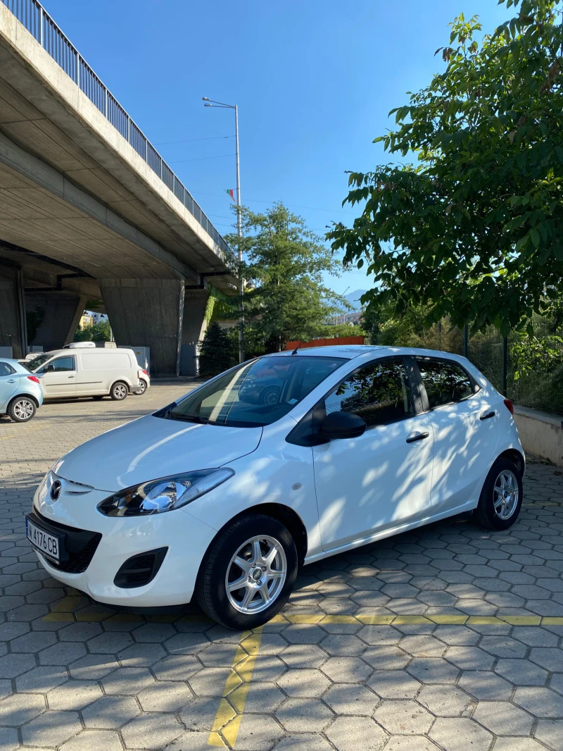 Mazda 2, снимка 3 - Автомобили и джипове - 47069313