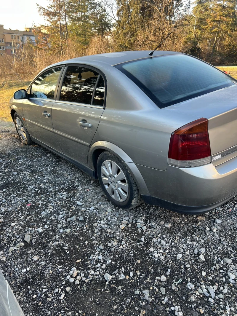 Opel Vectra C 2.2, снимка 2 - Автомобили и джипове - 48902956