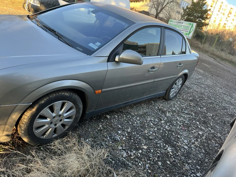 Opel Vectra C 2.2, снимка 4 - Автомобили и джипове - 48902956