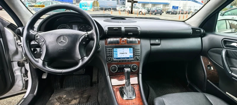 Mercedes-Benz C 240, снимка 8 - Автомобили и джипове - 48950085