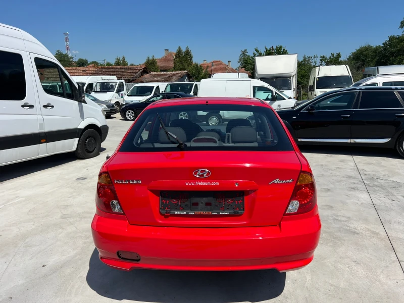 Hyundai Accent 1.3i 111 ХИЛ КМ КЛИМАТИК, снимка 6 - Автомобили и джипове - 51190916
