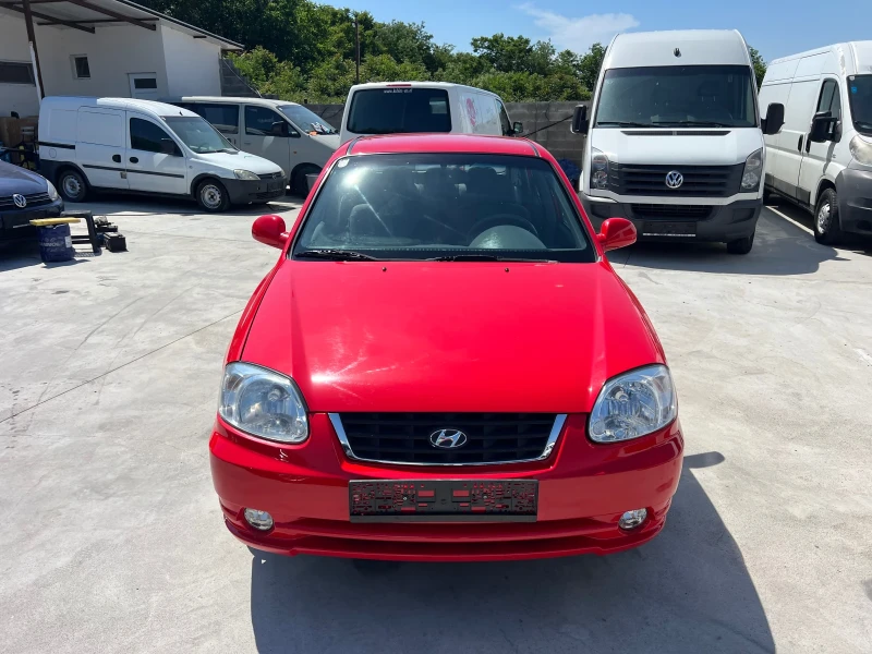 Hyundai Accent 1.3i 111 ХИЛ КМ КЛИМАТИК, снимка 2 - Автомобили и джипове - 51190916