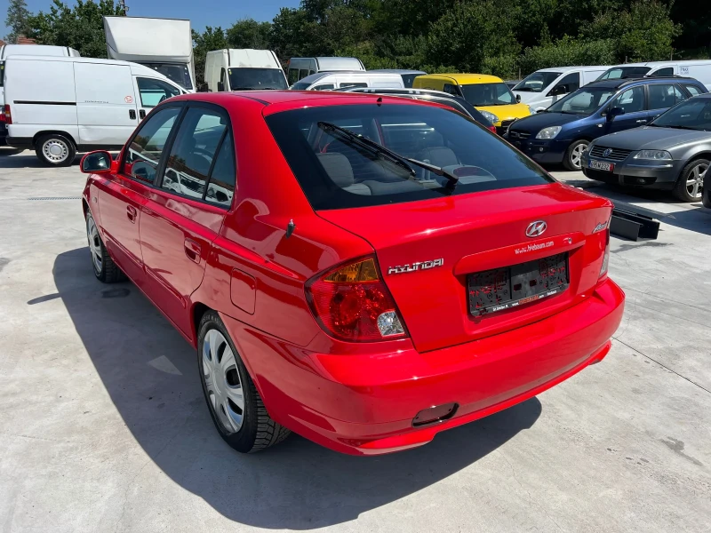 Hyundai Accent 1.3i 111 ХИЛ КМ КЛИМАТИК, снимка 7 - Автомобили и джипове - 51190916