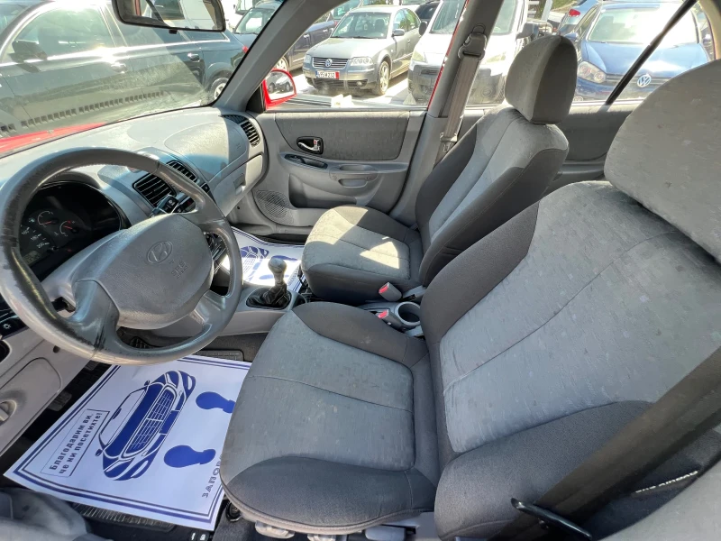 Hyundai Accent 1.3i 111 ХИЛ КМ КЛИМАТИК, снимка 9 - Автомобили и джипове - 51190916