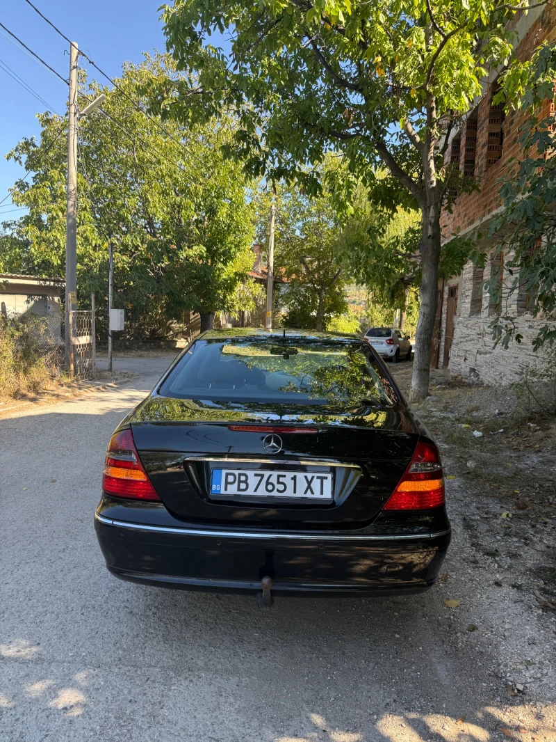 Mercedes-Benz E 280, снимка 3 - Автомобили и джипове - 51840381