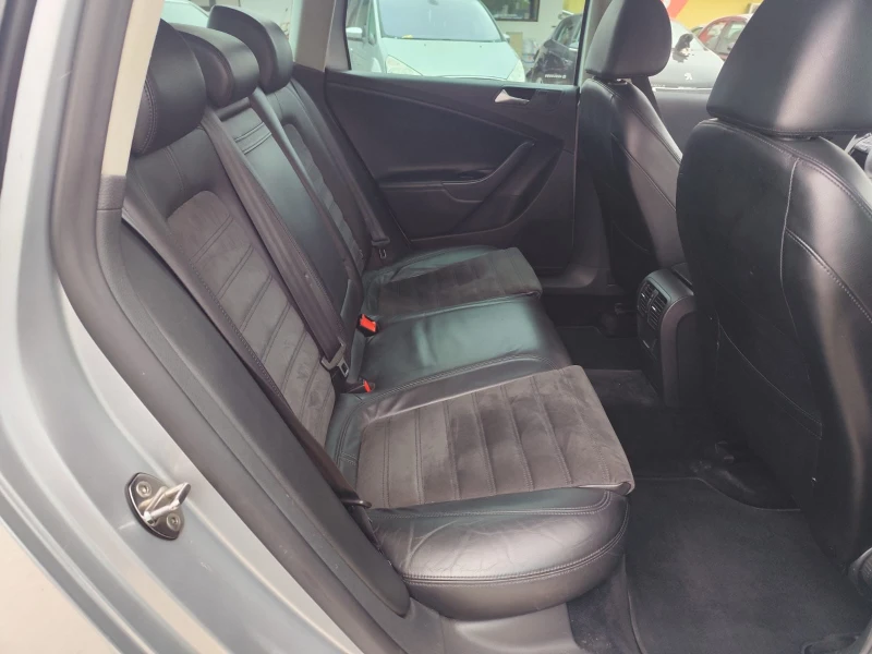 VW Passat 2.0 дизел Автомат Италия, снимка 13 - Автомобили и джипове - 52104240
