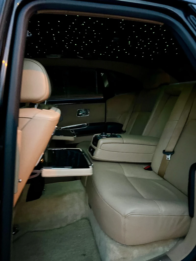 Rolls-Royce Ghost Ghost, снимка 8 - Автомобили и джипове - 52597065
