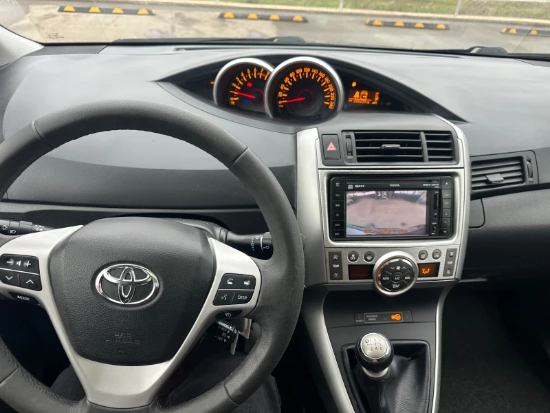 Toyota Verso 1.8-EURO5-NAVI-КАМЕРА-1Г-ГАРАНЦИЯ, снимка 15 - Автомобили и джипове - 52843827