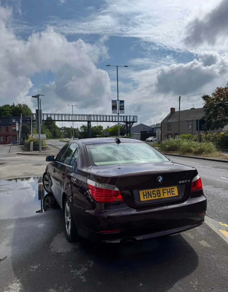 BMW 520, снимка 4 - Автомобили и джипове - 52893347