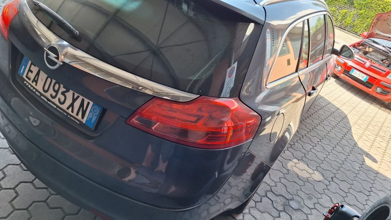 Opel Insignia 2.0ctdi нов внос от Италия за двигател , снимка 6 - Автомобили и джипове - 53014161