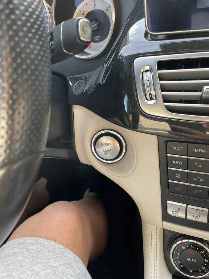 Mercedes-Benz CLS 350 9G Tronic Blutec 360 Camera FULL, снимка 15 - Автомобили и джипове - 53133387