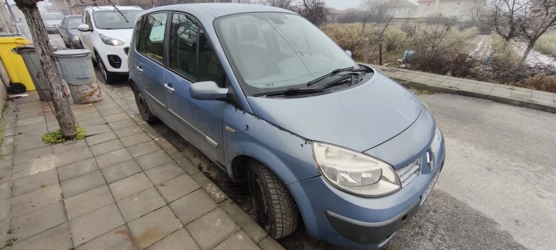 Renault Scenic, снимка 3 - Автомобили и джипове - 53261165