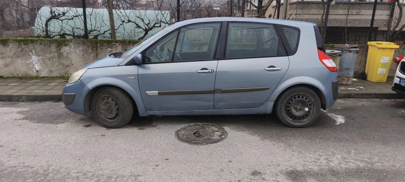 Renault Scenic, снимка 2 - Автомобили и джипове - 53261165
