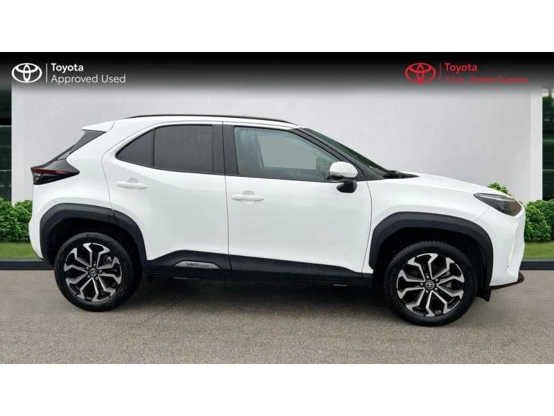 Toyota Yaris Cross 1, 5H Chic, снимка 4 - Автомобили и джипове - 56732968
