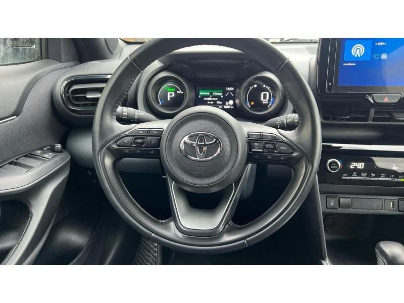 Toyota Yaris Cross 1, 5H Chic, снимка 12 - Автомобили и джипове - 56732968