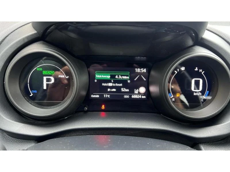 Toyota Yaris Cross 1, 5H Chic, снимка 14 - Автомобили и джипове - 56732968