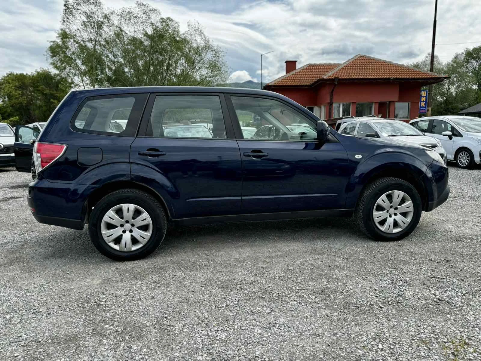 Subaru Forester 2.0I  4x4 - изображение 6