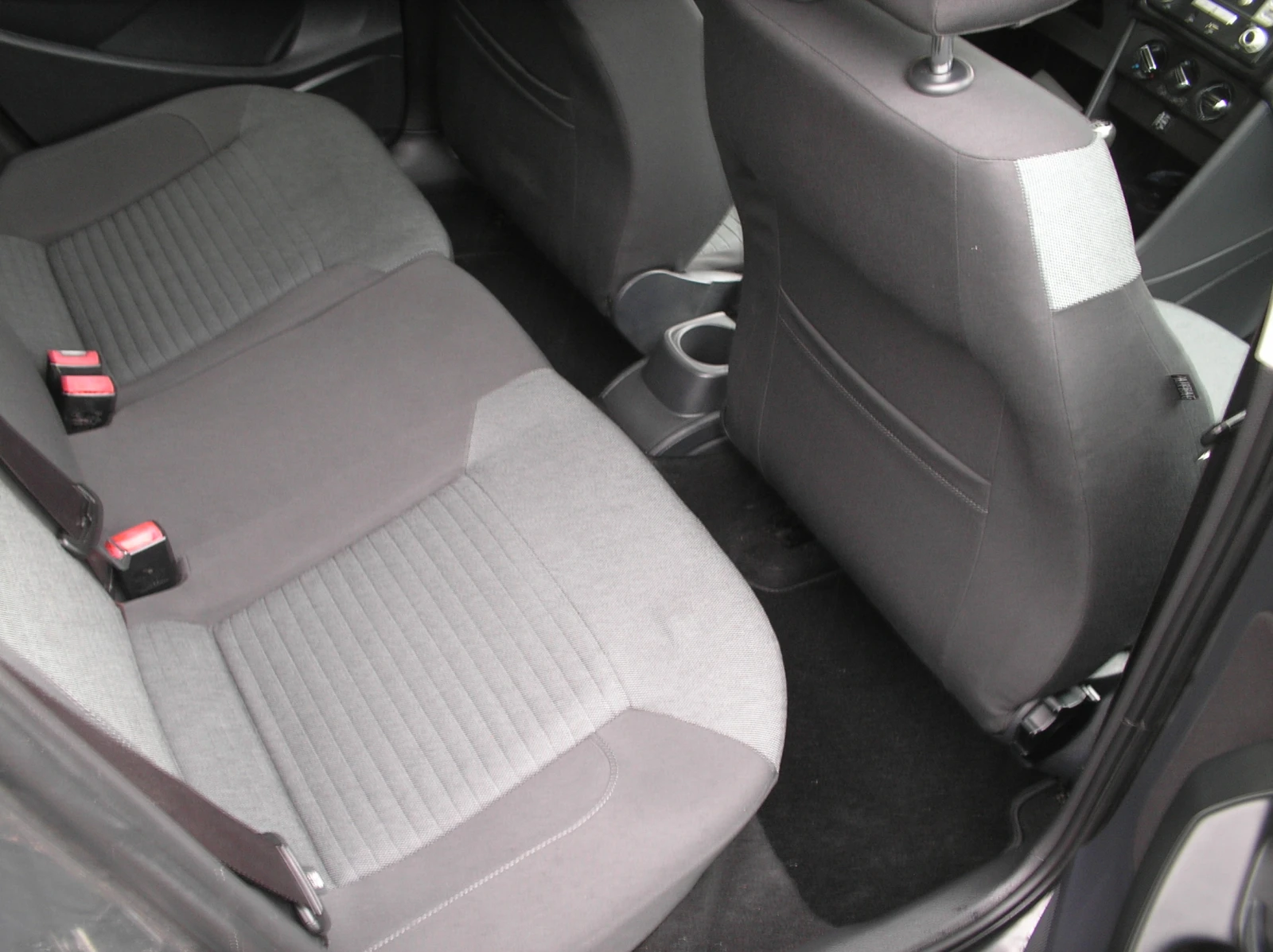 VW Polo 1, 4 I, 86ks GAZ, снимка 12 - Автомобили и джипове - 52311774