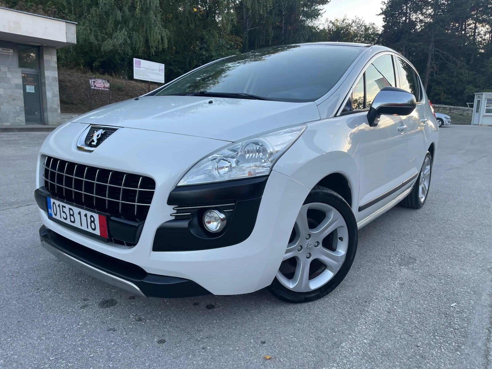 Peugeot 3008 1.6 HDi Allure - [1] 