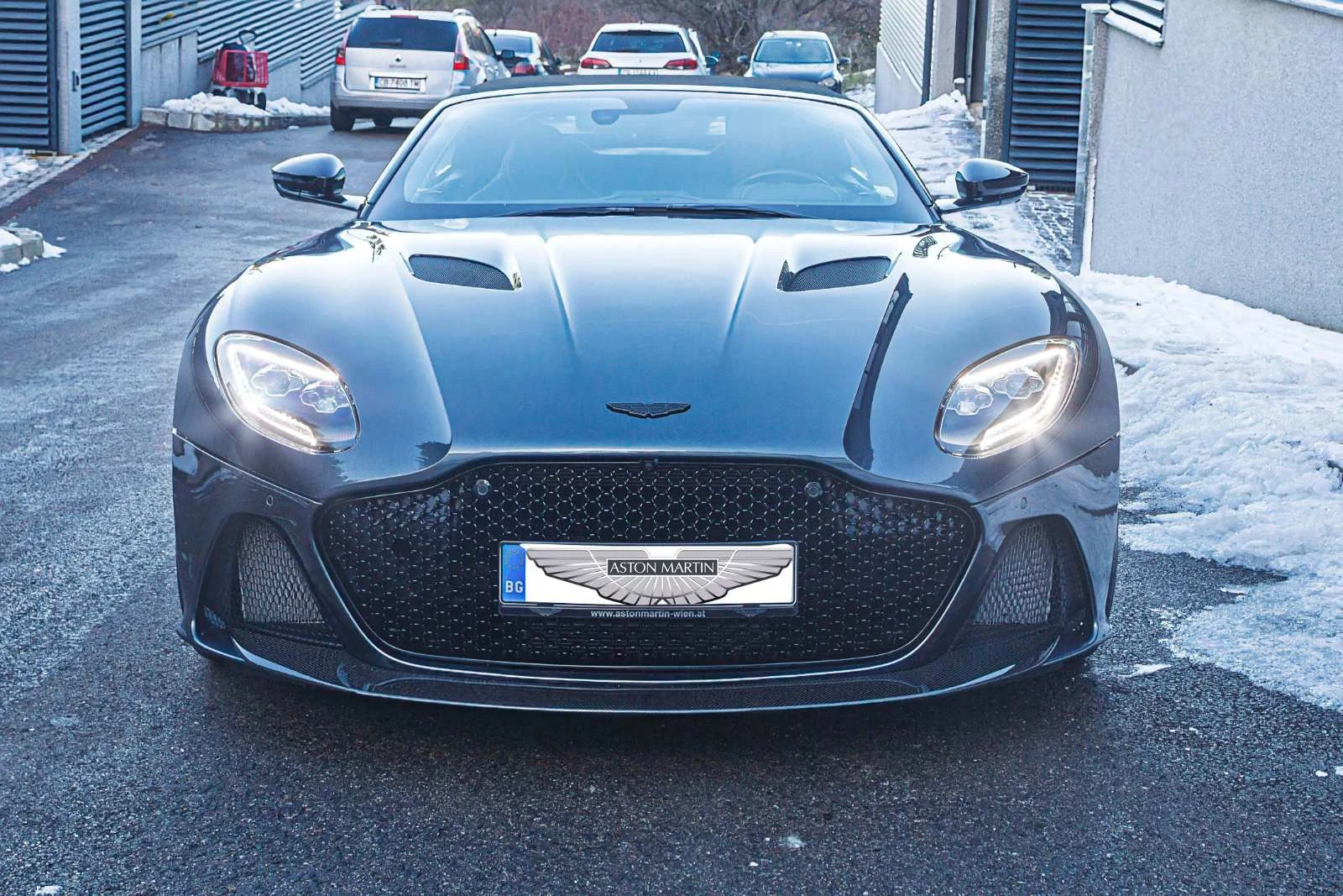 Aston martin DBS V12 Superleggera Volante, Full Carbon - изображение 2