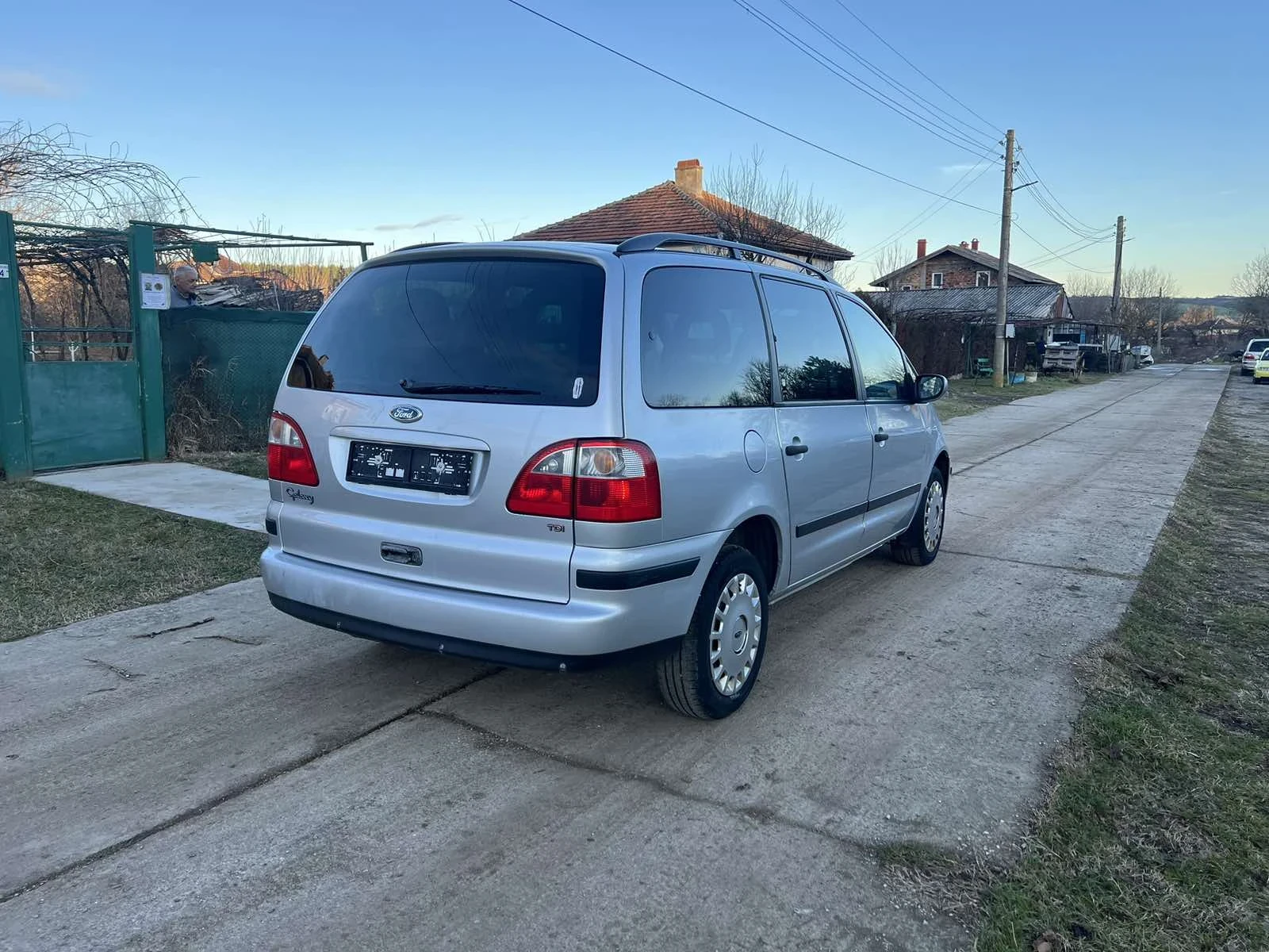 Ford Galaxy 1.9 TDI - изображение 6