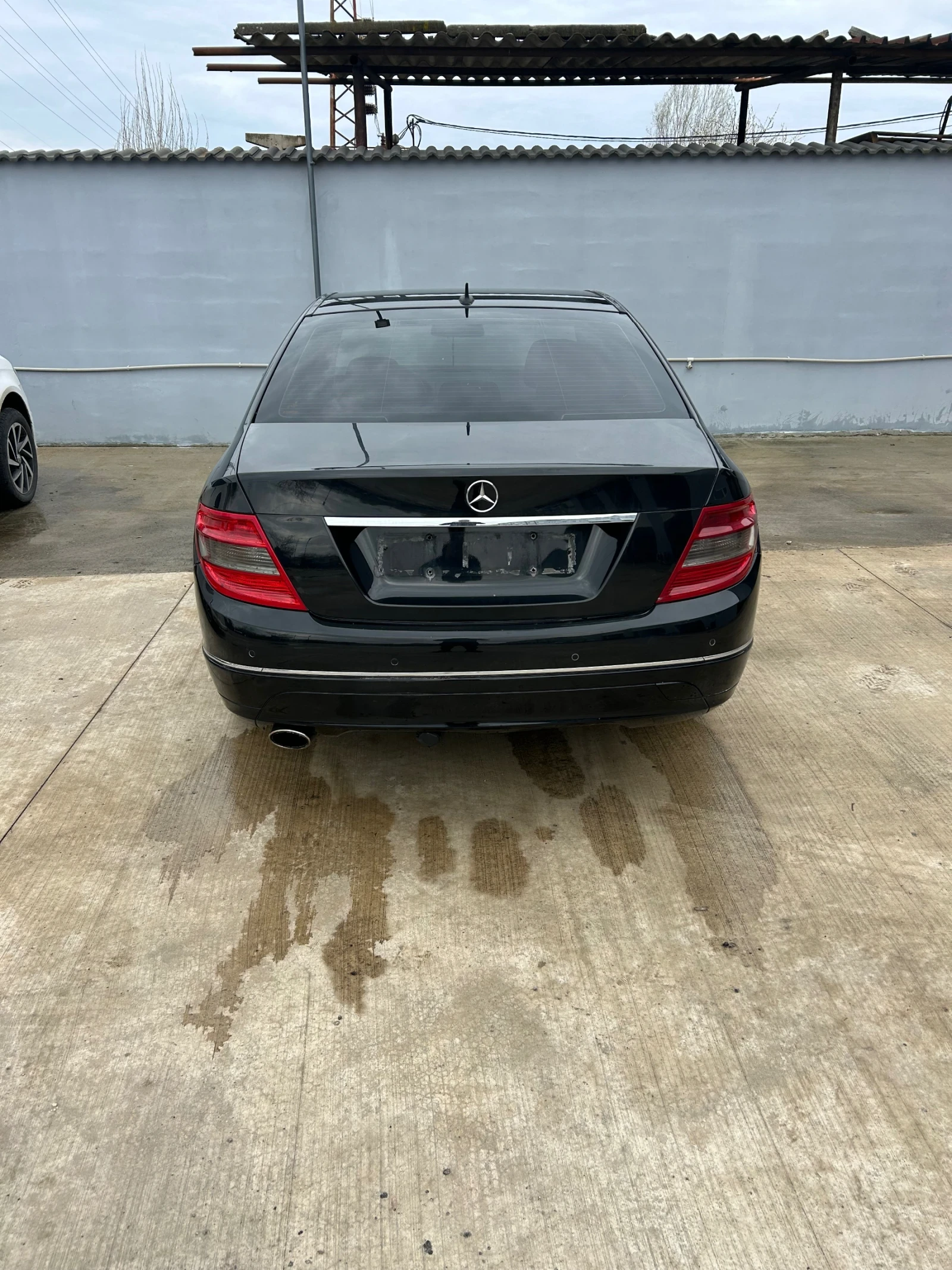 Mercedes-Benz C 180  - изображение 4