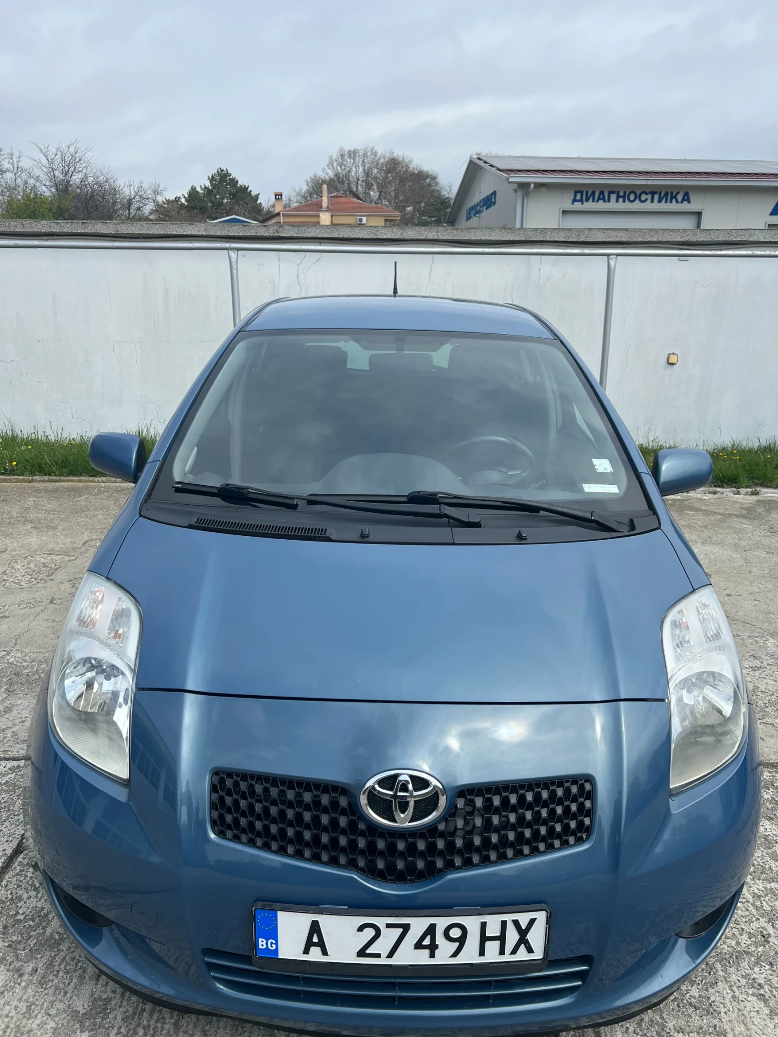 Toyota Yaris  - изображение 3