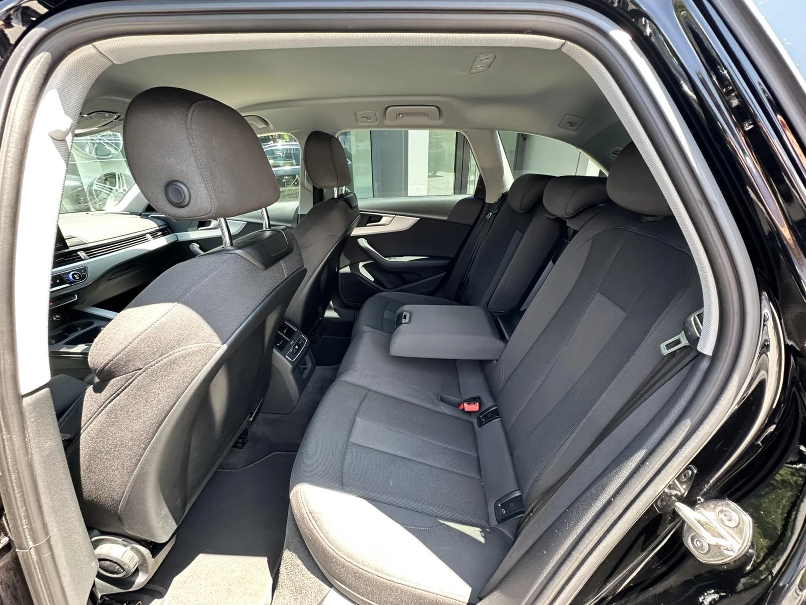 Audi A4 | Mobile.bg — изображение 13