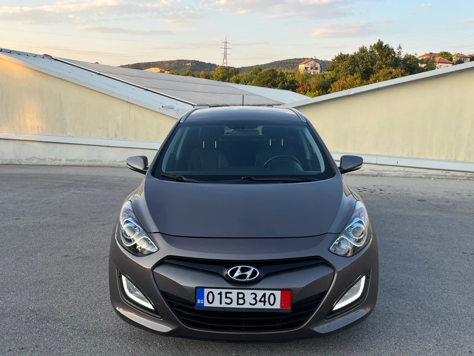 Hyundai I30 1.6CRDi 110k.c. * Navi * Кожа * Подгрев | Mobile.bg — изображение 8