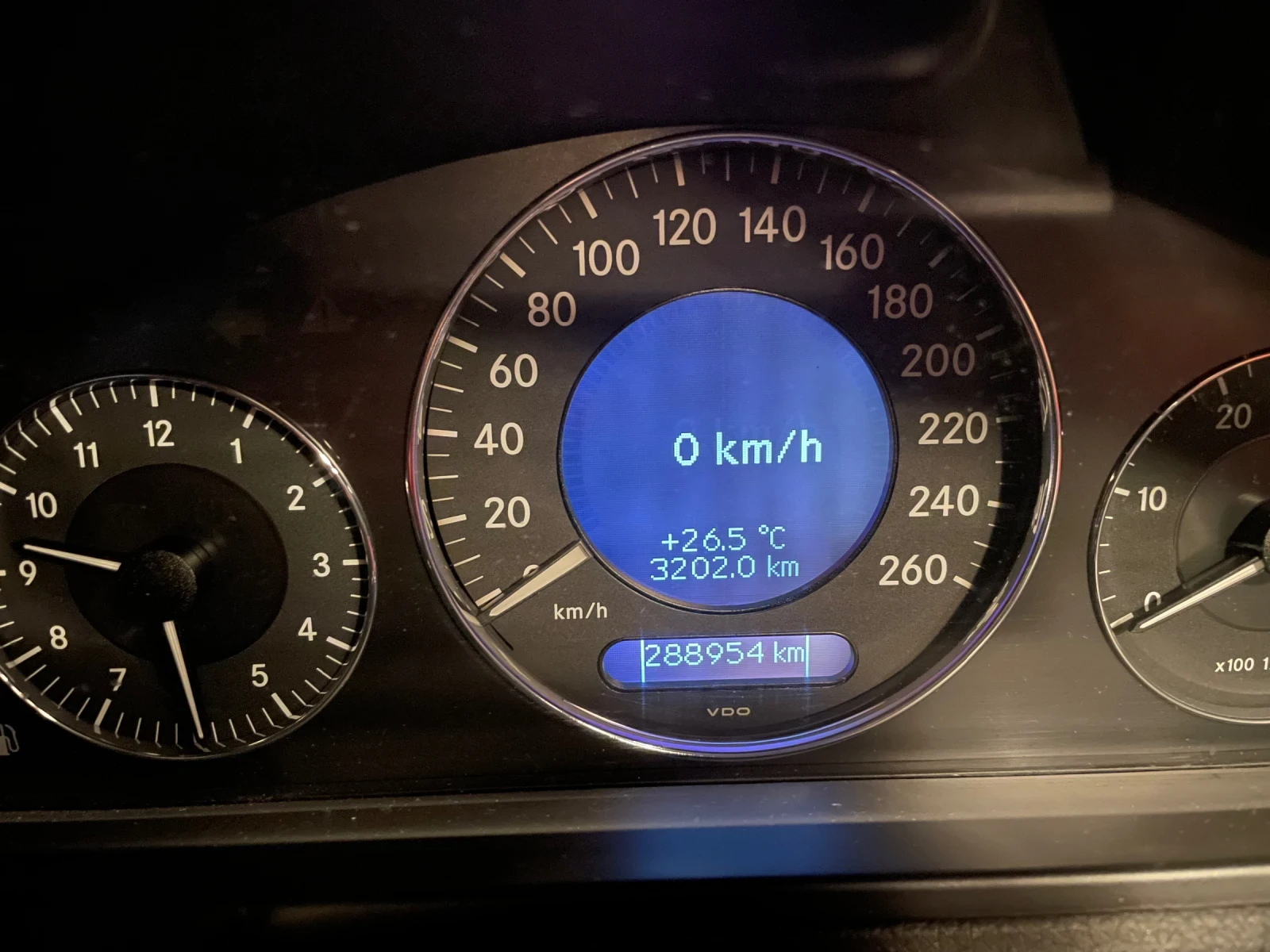 Mercedes-Benz E 280 | Mobile.bg   13