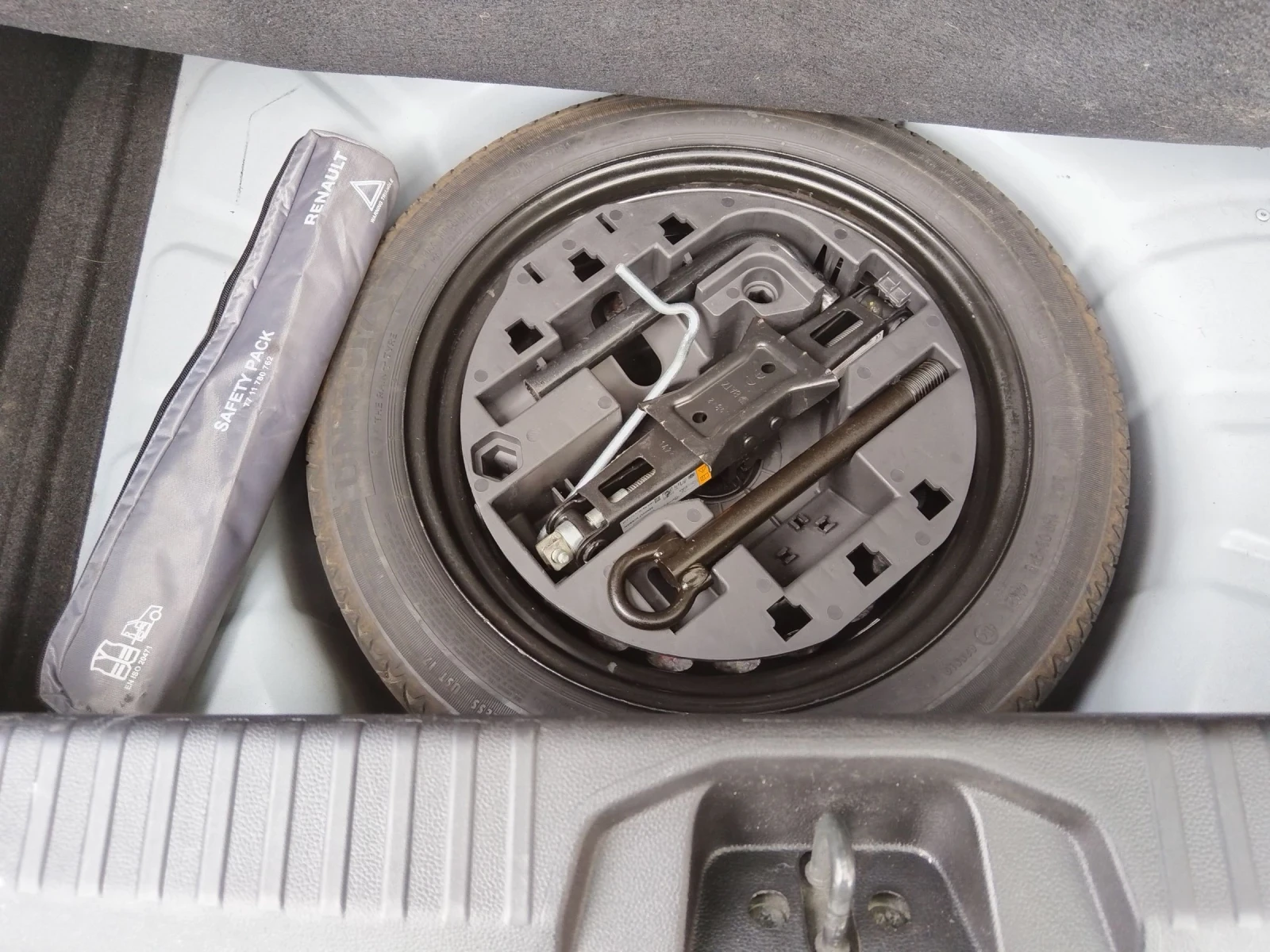 Renault Clio  1.5D .full ekstri | Mobile.bg   17