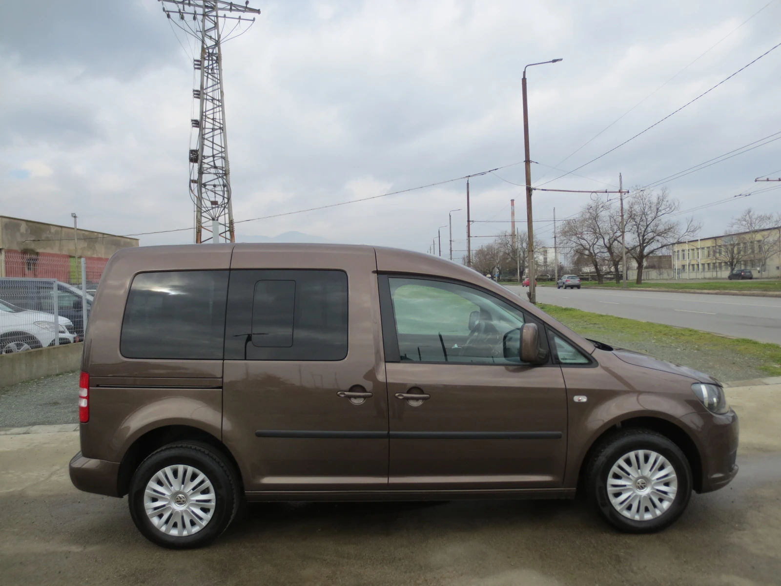VW Caddy 2.0 i METAH - изображение 4